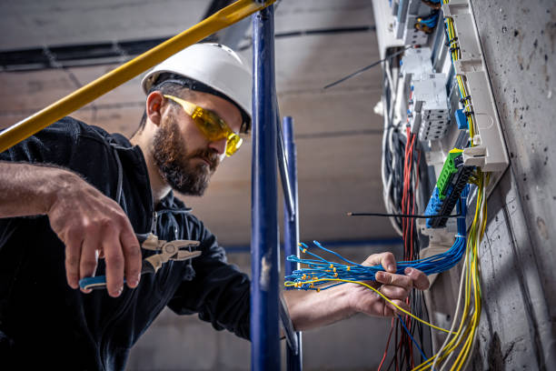 Best Electrical Installation Contractor  in Crystal Lake, IL